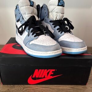 Nike Kids' Blue and White Sneakers